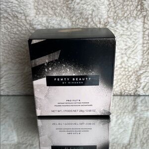 Fenty Beauty Pro Filt'r Setting Powder - Honey